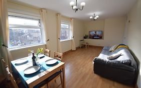 Prime Location Apartment - Newly Refurbished